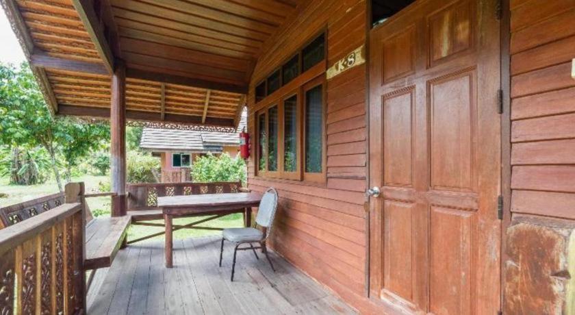 Oyo 1143 Phet Luran Thai Resort Kohchang Koh Chang Zewnętrze zdjęcie
