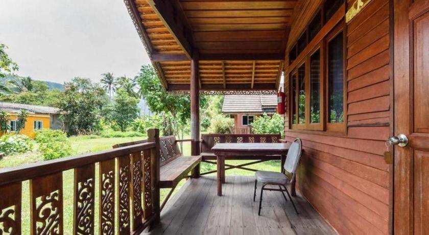 Oyo 1143 Phet Luran Thai Resort Kohchang Koh Chang Zewnętrze zdjęcie