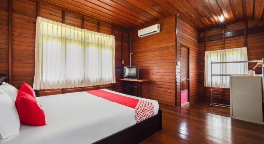 Oyo 1143 Phet Luran Thai Resort Kohchang Koh Chang Zewnętrze zdjęcie