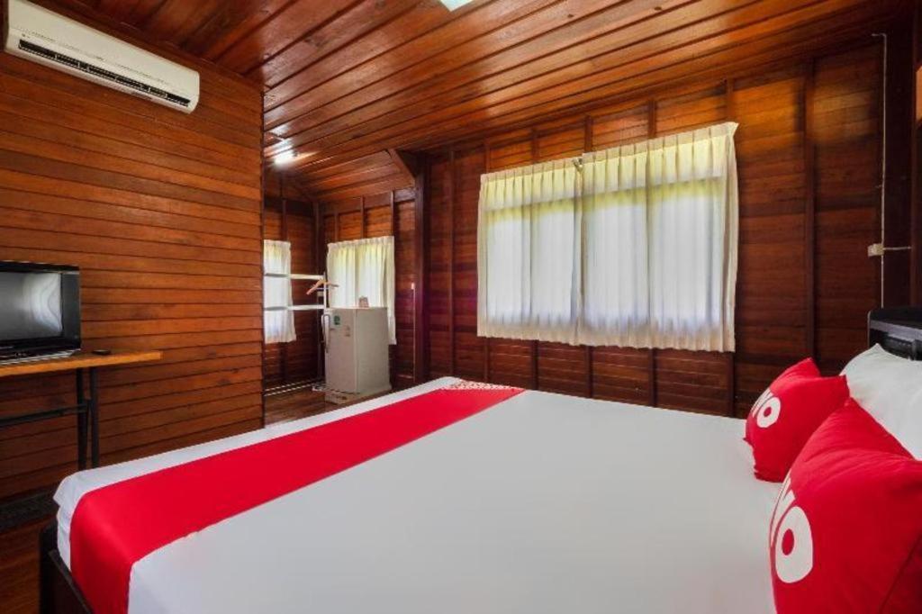 Oyo 1143 Phet Luran Thai Resort Kohchang Koh Chang Zewnętrze zdjęcie